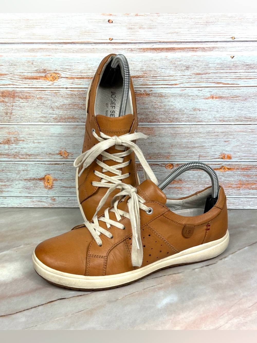 Josef Seibel Caren 01 Women’s Sneakers in Camel Leather with Cream Laces